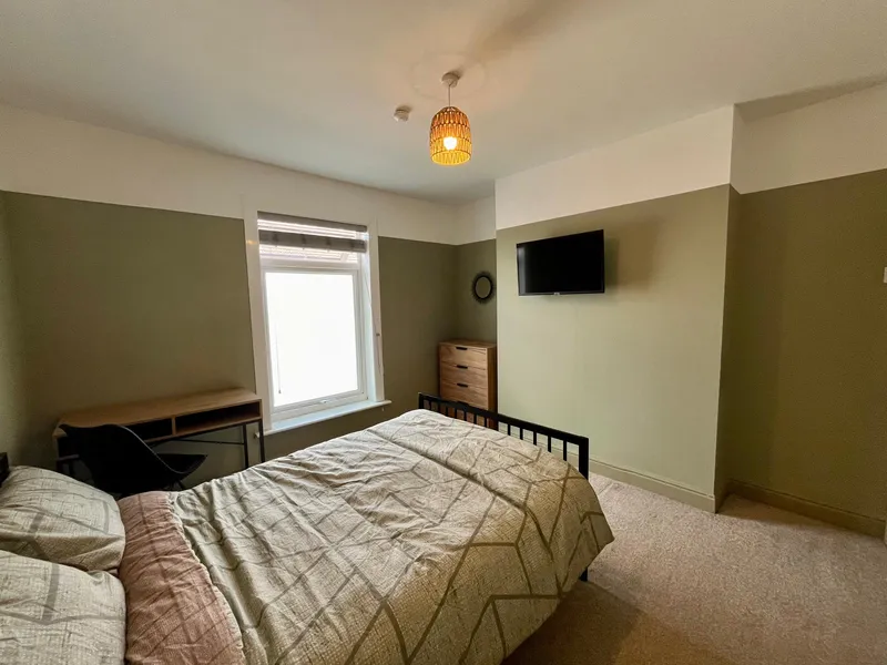 Sausthorpe St // 3 Bed // JUNE 2026 - Thumbnail 1